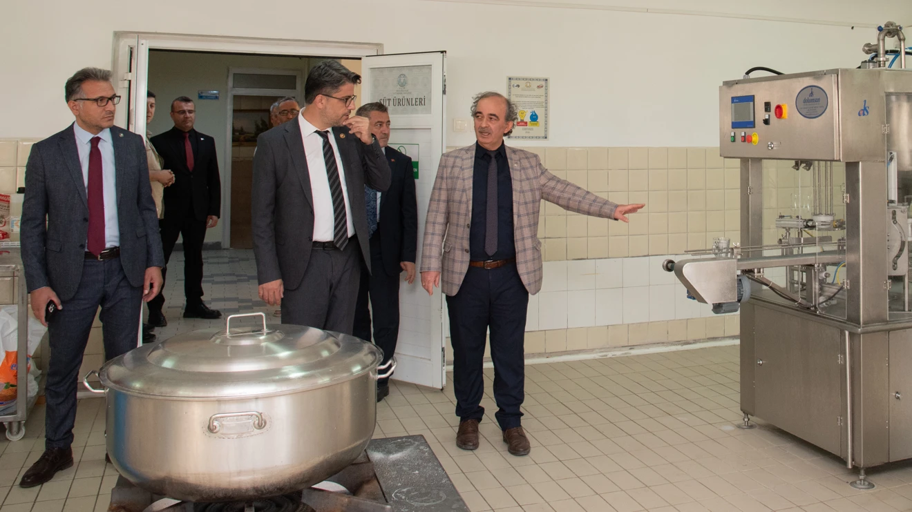 Çanakkale Onsekiz Mart Üniversitesi yönetimi, Selçuk Üniversitesindeydi